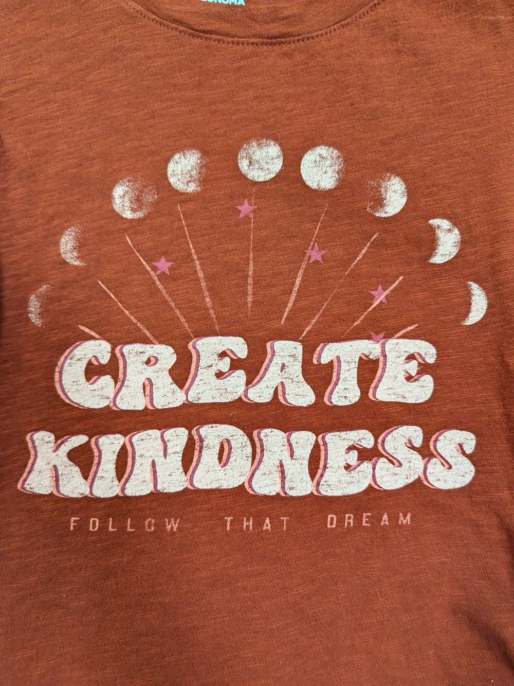 Sonoma Rust Graphic Tee with White & Pink Print